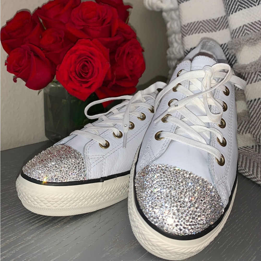 ALL STAR CONVERSE handmade Rhinstone shoes size 7.5 US. Great for brides